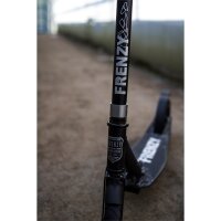 Frenzy 205mm Freizeit Scooter mit Luftbereifung